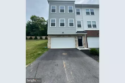 101 Four Leaf Drive, Downingtown, PA 19335 - Photo 1