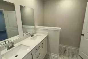 101 Four Leaf Dr, Downingtown, PA 19335 - Photo 36