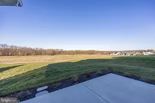 402 National Dr, Downingtown, PA 19335 - Photo 32