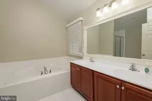 228 Cherry Ln, Kennett Square, PA 19348 - Photo 18