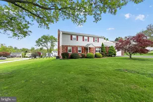 556 Patrice Ln, West Chester, PA 19380 - Photo 2