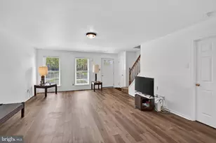 122 Longford Rd, West Chester, PA 19380 - Photo 2