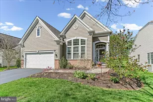 131 Violet Dr, Kennett Square, PA 19348 - Photo 2