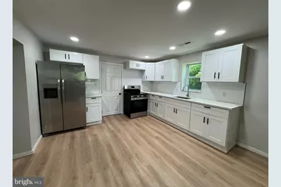 44 S Brandywine Avenue, Coatesville, PA 19320 - Photo 1