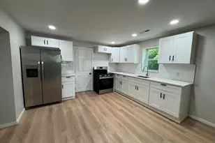 44 S Brandywine Ave, Coatesville, PA 19320 - Photo 1