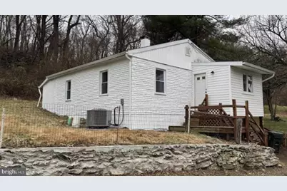 44 S Brandywine Avenue, Coatesville, PA 19320 - Photo 2