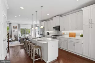 101 Agnes Grace Ln, Wayne, PA 19087 - Photo 2