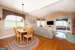 100 Gaston Ln, Coatesville, PA 19320 - Photo 8