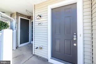 253 Flagstone Rd, Chester Springs, PA 19425 - Photo 6
