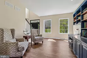 5025 Deer Dr, Downingtown, PA 19335 - Photo 8