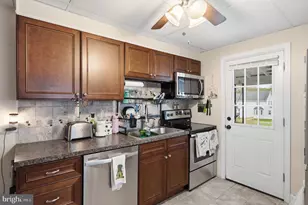 216 Grant St, Parkesburg, PA 19365 - Photo 1