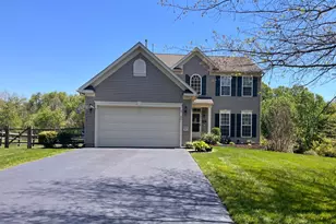 31 Stanford Dr, West Grove, PA 19390 - Photo 2