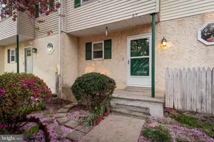 57 Brighton Ct, Downingtown, PA 19335 - Photo 2