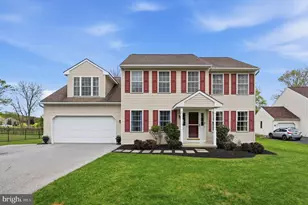 106 Stonebridge Ln, Downingtown, PA 19335 - Photo 1