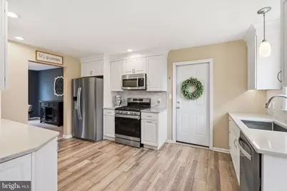 106 Stonebridge Lane, Downingtown, PA 19335 - Photo 10