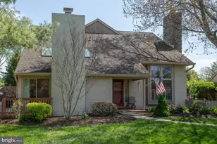 471 Chandlee Dr, Berwyn, PA 19312 - Photo 2