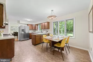 15 Calvert Cir, Paoli, PA 19301 - Photo 8