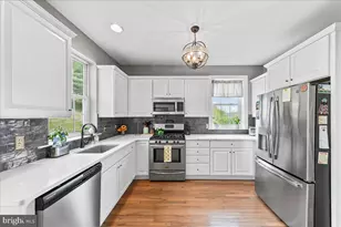 706 Whispering Brooke Dr, Newtown Square, PA 19073 - Photo 16