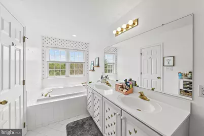 706 Whispering Brooke Drive #706, Newtown Square, PA 19073 - Photo 26
