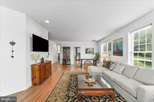 706 Whispering Brooke Dr, Newtown Square, PA 19073 - Photo 6