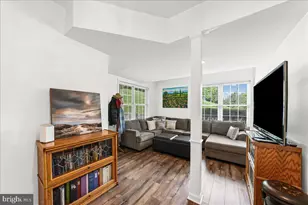 706 Whispering Brooke Dr, Newtown Square, PA 19073 - Photo 8