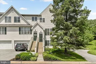 706 Whispering Brooke Dr, Newtown Square, PA 19073 - Photo 2