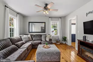 50 E Main St, Elverson, PA 19520 - Photo 8