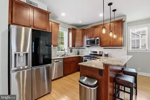 50 E Main St, Elverson, PA 19520 - Photo 2