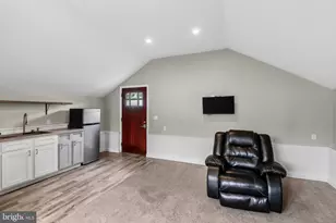 50 E Main St, Elverson, PA 19520 - Photo 32
