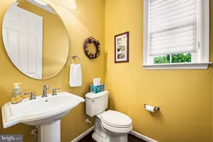 45 Butterworth Ct, Downingtown, PA 19335 - Photo 32