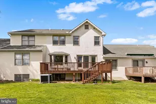 125 Derby Dr, Elverson, PA 19520 - Photo 2