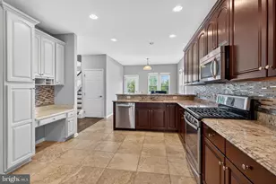 815 S Haines Cir, Downingtown, PA 19335 - Photo 6