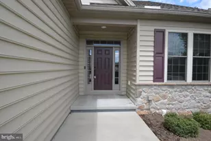 252 Honeycroft Blvd, Cochranville, PA 19330 - Photo 2