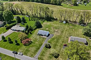 64 Mitchell Dr, Pottstown, PA 19465 - Photo 4