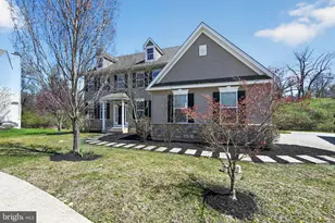 208 Liberty Cir, Coatesville, PA 19320 - Photo 4