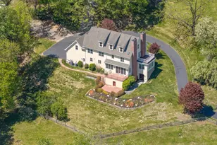 631 Harveys Bridge Rd, Coatesville, PA 19320 - Photo 2