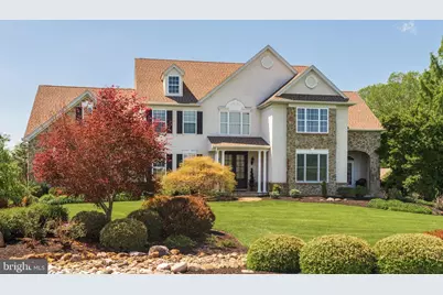 93 Hearthstone Circle, Phoenixville, PA 19460 - Photo 2