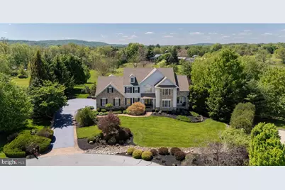 93 Hearthstone Circle, Phoenixville, PA 19460 - Photo 2