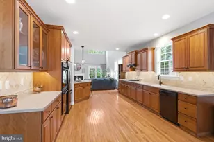524 Raspberry Ln, West Chester, PA 19382 - Photo 8