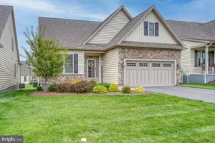 814 Summer Breeze Path, Cochranville, PA 19330 - Photo 2