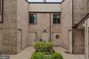1704 Raintree Ln, Malvern, PA 19355 - Photo 2