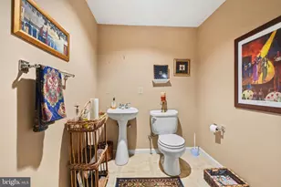 417 Vineyard Ln, Downingtown, PA 19335 - Photo 12