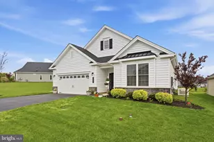 342 National Dr, Downingtown, PA 19335 - Photo 2