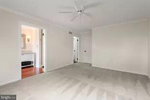 33 Cabot Ct, Chesterbrook, PA 19087 - Photo 10