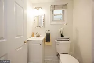 380 Devon Dr, Exton, PA 19341 - Photo 8
