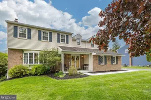 380 Devon Dr, Exton, PA 19341 - Photo 2