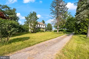 1112 W Bridge St, Spring City, PA 19475 - Photo 6