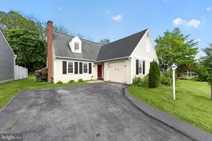 192 Plaza Dr, Downingtown, PA 19335 - Photo 2