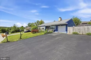 209 New St, Exton, PA 19341 - Photo 4