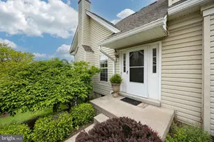 223 Silverbell Ct, West Chester, PA 19380 - Photo 2